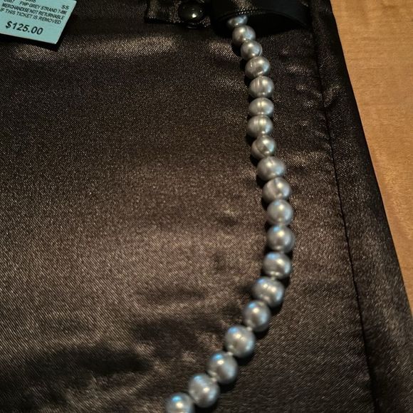 Effy NWT gray pearl necklace - Picture 4 of 4